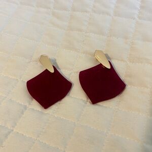Kendra Scott earrings